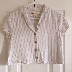 Over sized, cropped button up
